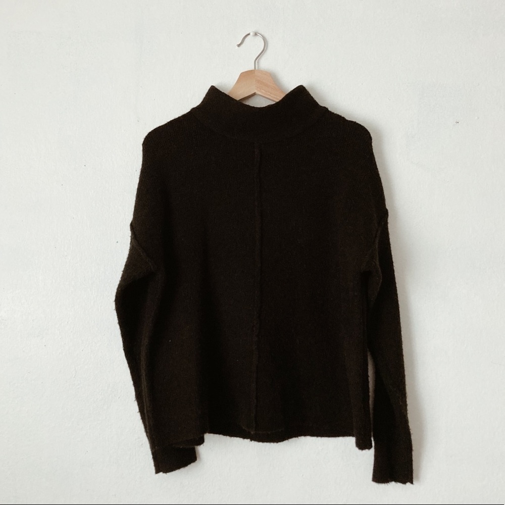 Universal Thread black sweater